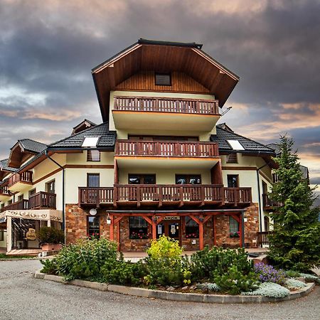 Apartman Tulanie 62 Kamzik Donovaly 2 Izbovy Mezonet Deluxe Parkovanie V Podzemnej Garazi Zdarma エクステリア 写真