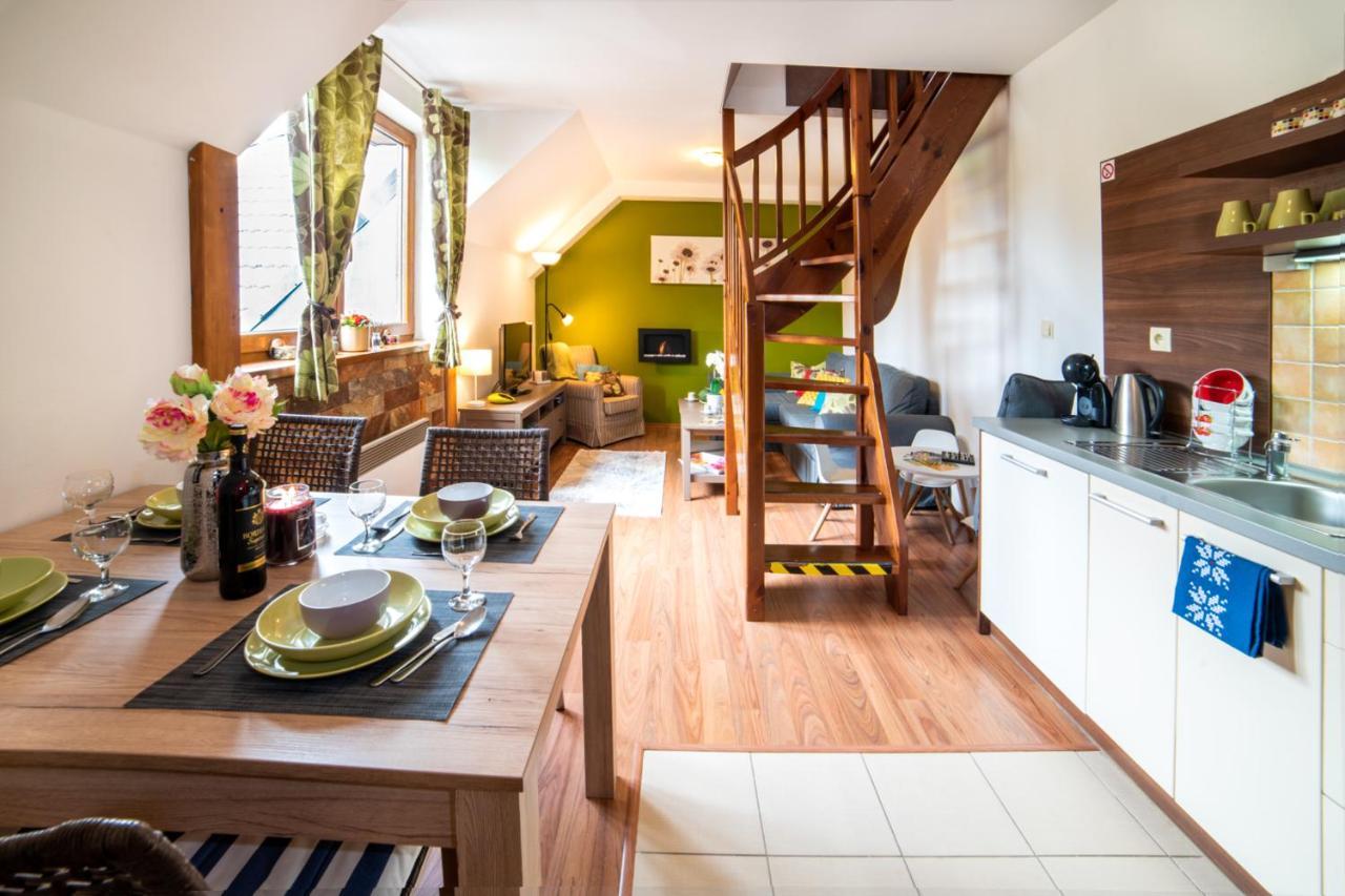 Apartman Tulanie 62 Kamzik Donovaly 2 Izbovy Mezonet Deluxe Parkovanie V Podzemnej Garazi Zdarma エクステリア 写真