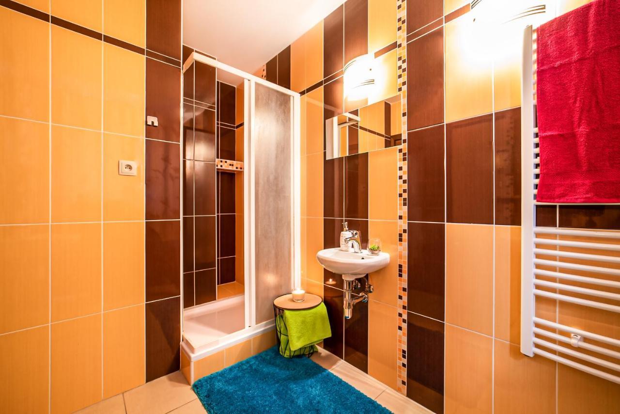 Apartman Tulanie 62 Kamzik Donovaly 2 Izbovy Mezonet Deluxe Parkovanie V Podzemnej Garazi Zdarma エクステリア 写真