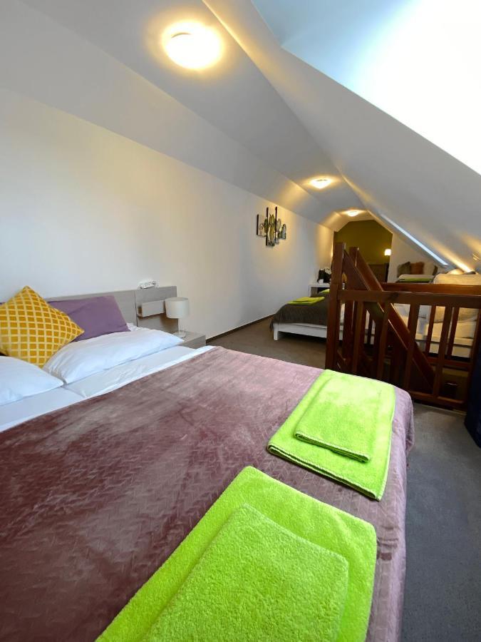 Apartman Tulanie 62 Kamzik Donovaly 2 Izbovy Mezonet Deluxe Parkovanie V Podzemnej Garazi Zdarma エクステリア 写真